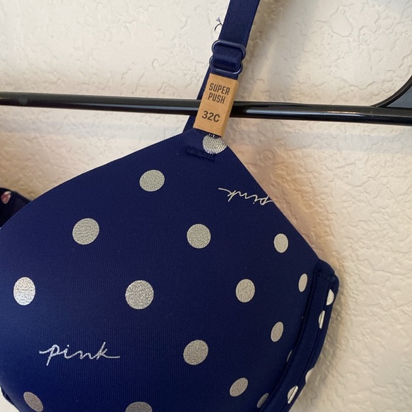 VS PINK Victoria’s Secret Set of 2 Bras NWT 32C - Picture 7 of 9